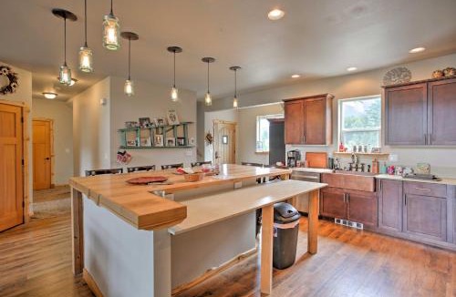 Packwood Villa | Villa with Firepit and Pond - 11 Miles to Mt Rainier!
