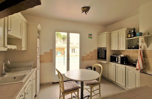 Grillon House | Villa with heated pool and fenced garden