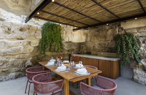 Casa Papa Villa | Villa with heated pool located in a unique position