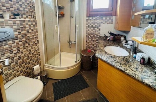 Zekeriyakoy House | Villa with Jacuzzi and Garden in Zekerikakoy
