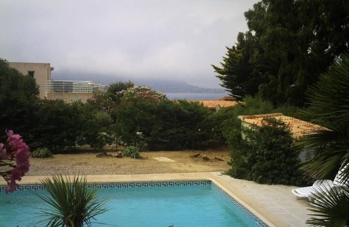 Marine de Davia Villa | Villa with land, close to the sea, beach, tennis court.