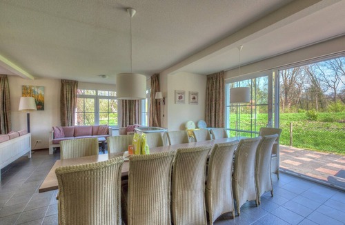 Ferienpark Gut Langen Villa | Villa with Outdoor Space