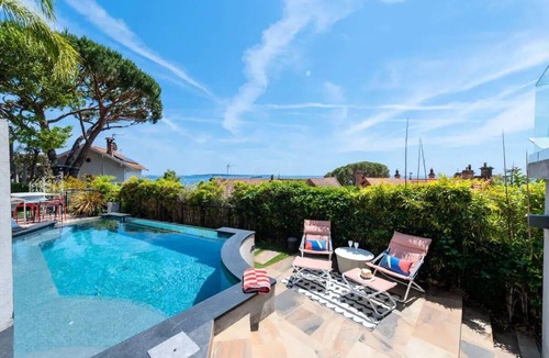 Cannes La Bocca Villa | VILLA WITH PANORAMIC OCEAN VIEWS, SWIMMING POOL, AND BEACH WITHIN WALKING DISTANCE