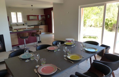 Cadenet Villa | Villa with panoramic view, swimming pool and indoor spa