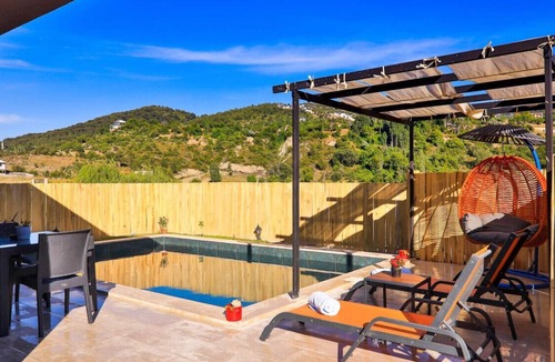 Sarıbelen Villa | Villa with Pool and Jacuzzi in Saribelen, Kalkan