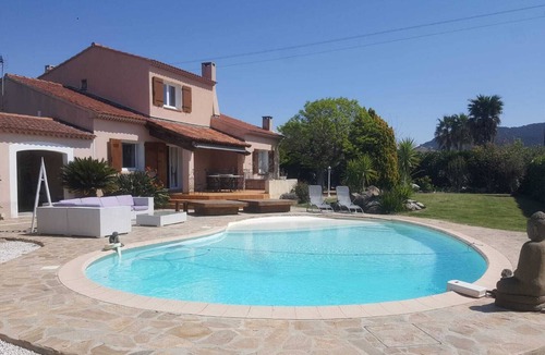 La Crau Villa | Villa with pool and jacuzzi