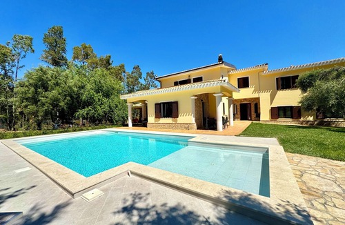 Jerzu Apartment | " Villa with Pool Comfort "
