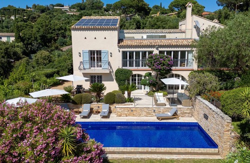 La Croix-Valmer Villa | Villa with Pool, Vineyard and Sea Views in La Croix-Valmer