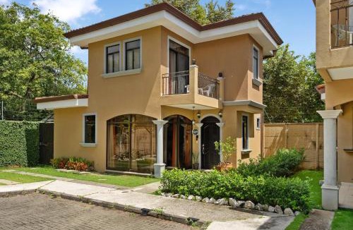 Coco House | Villa with Pool, Gated Playas del Coco Getaway