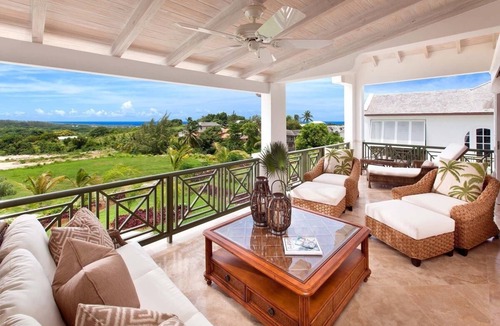 Merlin Bay Villa | Villa with Pool & Golf Views - Coral Blu (2 bed)