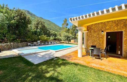 Jerzu Apartment | Villa With Pool