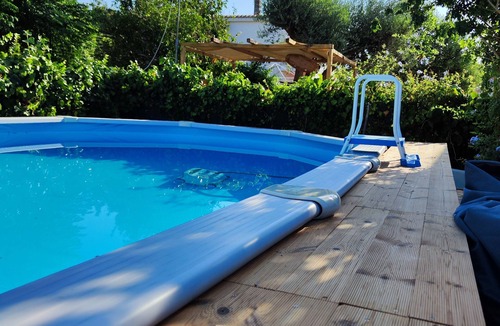 S'oru e Mari Villa | Villa with pool, 300 meters from the sea just minutes from the city