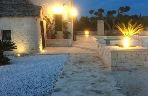 Martina Franca Villa | Villa with pool, surrounded by the green countryside of Alberobello and Martina F .
