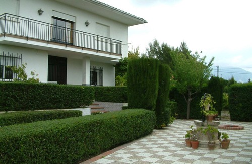 Padul House | VILLA WITH POOL, WIFI, INDEPENDENT FOR 8 PEOPLE