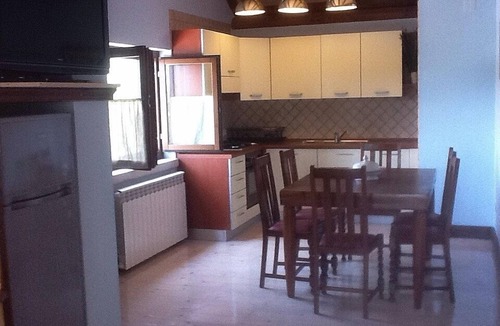 Fragneto Monforte Villa | Villa With Private Swimming Pool