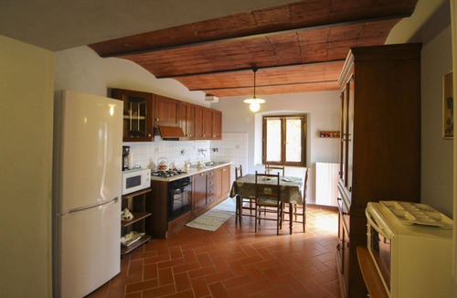 Loro Ciuffenna Villa | Villa with private swimming pool, perfect for a family with children or for two couples of friends.