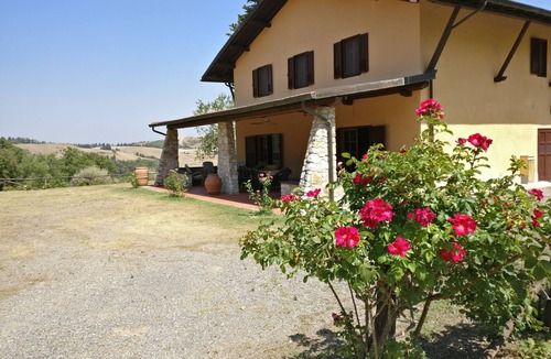 Ghizzano Villa | Villa with private pool and panoramic view in the heart of Tuscany.