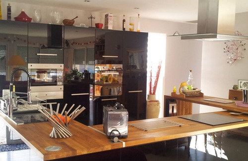 Florensac Villa | VILLA WITH PRIVATE POOL AND SPA NOT OVERLOOKED NEAR CAP D'AGDE AND MARSEILLAN PLAGE