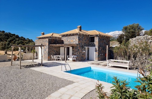 Vizari Villa | Villa with Private Pool - Two Bedrooms