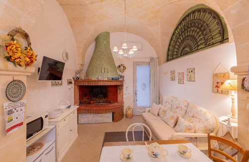 Erchie House | Villa with private pool in the heart of Apulia