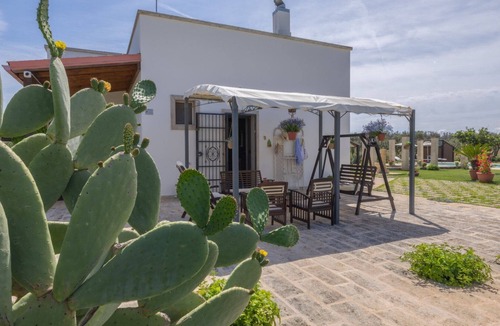 Erchie House | Villa with private pool in the heart of Apulia