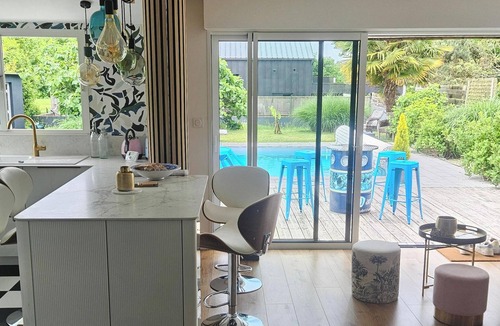 Ploeren Villa | Villa with south-facing swimming pool, a haven of peace on the outskirts of Vannes and the Gulf.