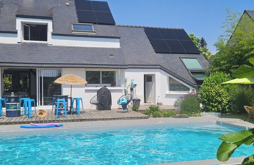 Ploeren Villa | Villa with south-facing swimming pool, a haven of peace on the outskirts of Vannes and the Gulf.