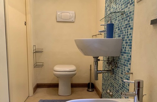 Montemarcello Villa | Villa with swimming pool - sea and boat view
