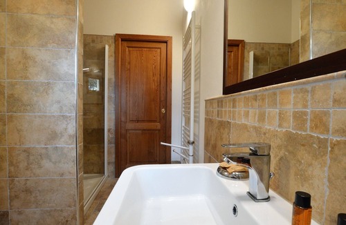 San Gimignano Villa | Villa with swimming pool among vineyards 2 km from San Gimignano
