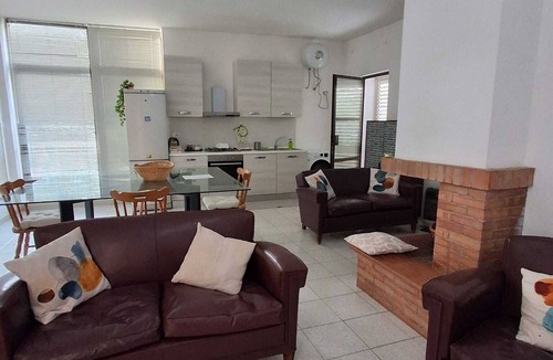 Lido Azzurro Villa | Villa within walking distance of the sea