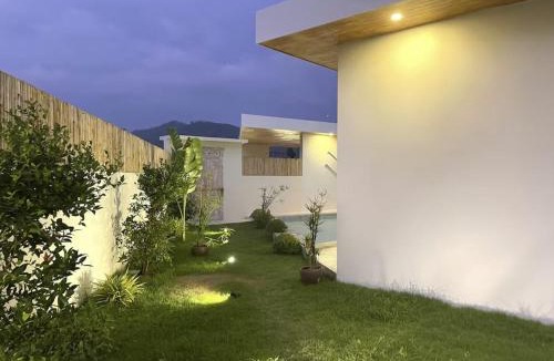 Lamai City Center Villa | Villa Yolo - Piscine Privée - 5 minutes de marche à pied - Lamai