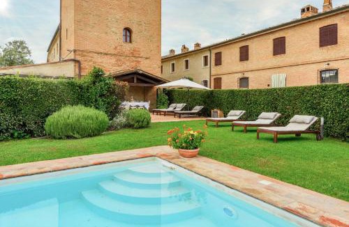 Poggibonsi Villa | Villa Zambra by Mmega
