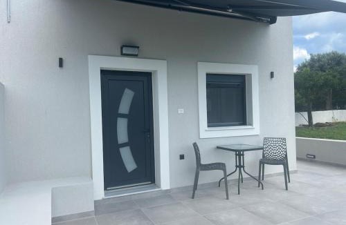 Agios Minas House | Villa Ziglos by Karda Suites