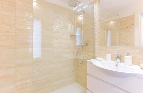 Poggio dei Pini Bed & Breakfast | Villa Zola