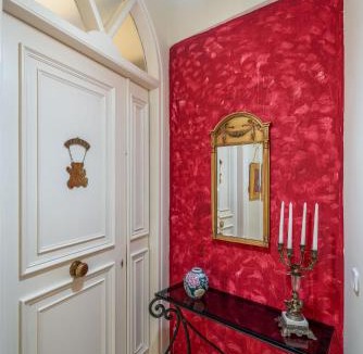 Plaka Apartment | ViLLA127