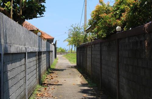 Katukaras House | Villadevi