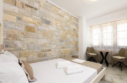 Panagia Apartment | VillAge 1912 Studios