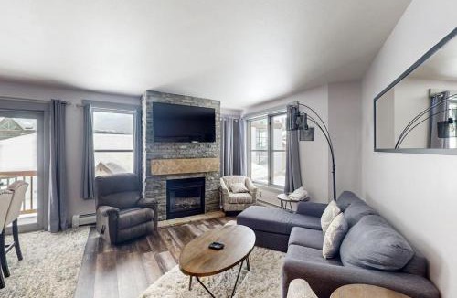 Copper Mountain Village Apartment | Village Escape