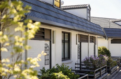 South Launceston Apartment | Village Family Motor Inn