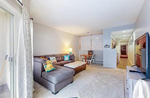 Warren Apartment | Village Gate 102