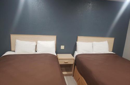 Cotulla Hotel | Village Inn Cotulla