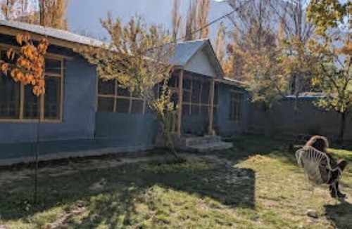 Booni House | Village White Rock