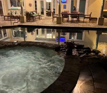 Caloosahatchee Villa | Villagoona