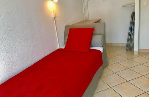 Villard-de-Lans Apartment | Villard-de-Lans : Apt 3 pièces, Terrasse, Animaux OK, Parking, WiFi - FR-1-515-135
