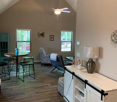 Tate Cabin | Villas at Gingershack Farms