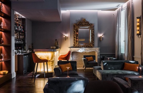 Hotel de Ville - Quinconces Hotel | Villas Foch Boutique Hotel & Spa Bordeaux