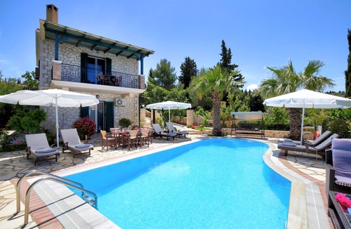 Tsoukaladhes Villa | Villas Goudis
