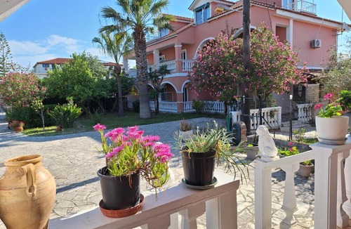 Agrilia Apartment | Villasabella