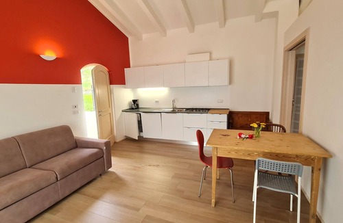 Tremosine Apartment | Villetta 56 Rosso Vista lago balcony