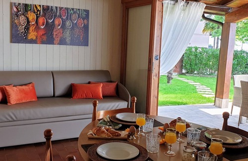 San Felice del Benaco Villa | Villetta Benaco close to the lake.